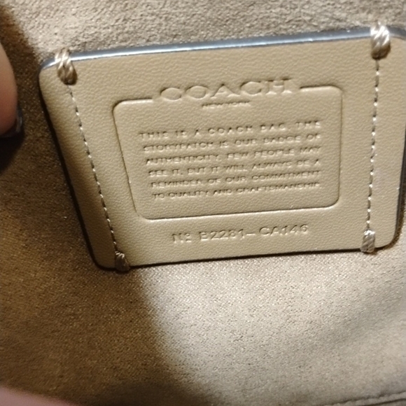 Coach Tammie Tan Leather Floral Embellished Shoulder Bag Free shipping NOCallout - Picture 8 of 9